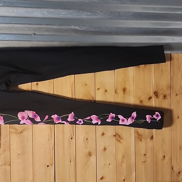 Spanx By Sara Blakely size XS/TP Floral - Picture 9 of 9